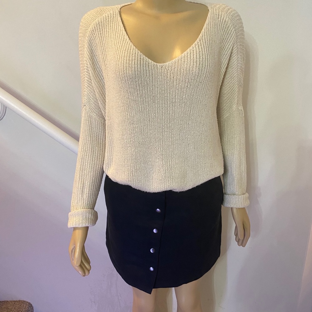 H&M Cream Sweater - Picture 4 of 12